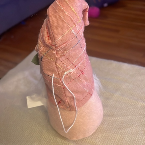 Adorable Gnome - Picture 2 of 2